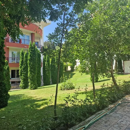 Lägenhet Noks Slăntjev Brjag